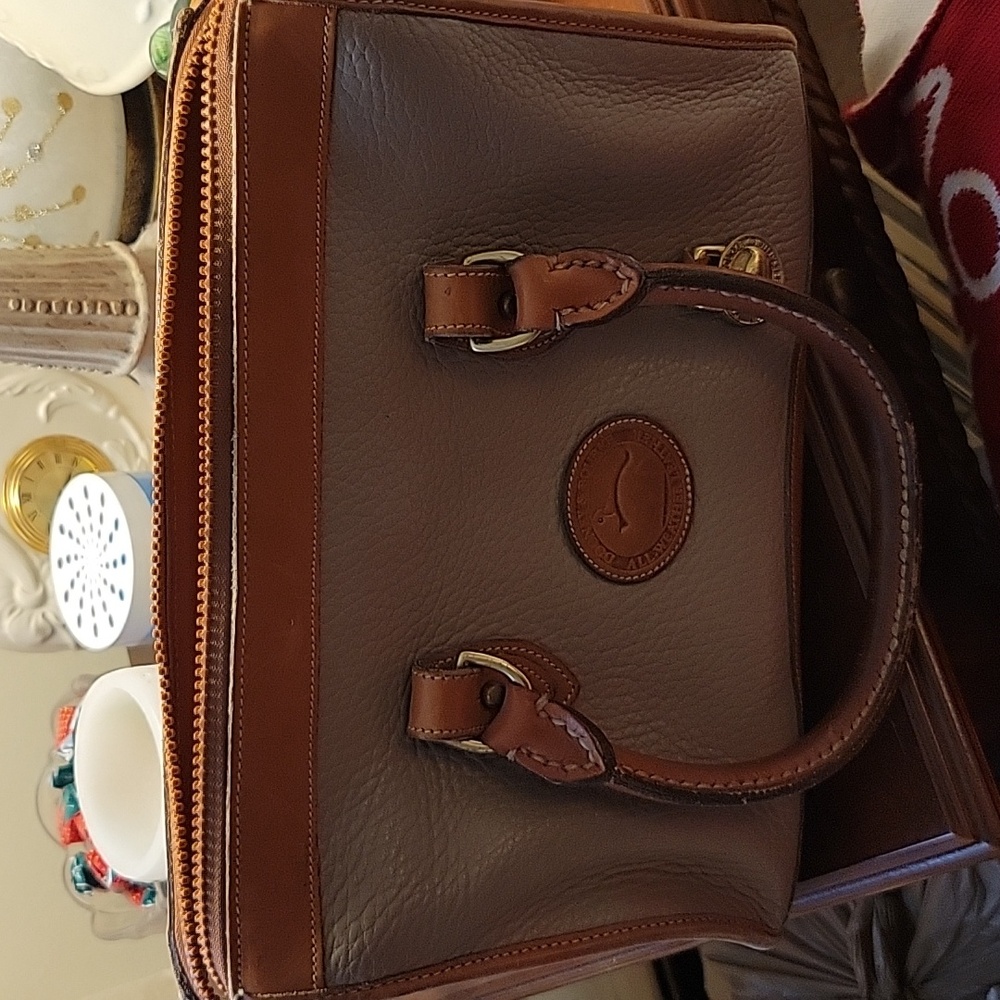 Vintage Dooney & Bourke all weather leather satchel purse 1990 with duck logo. - Picture 7 of 12
